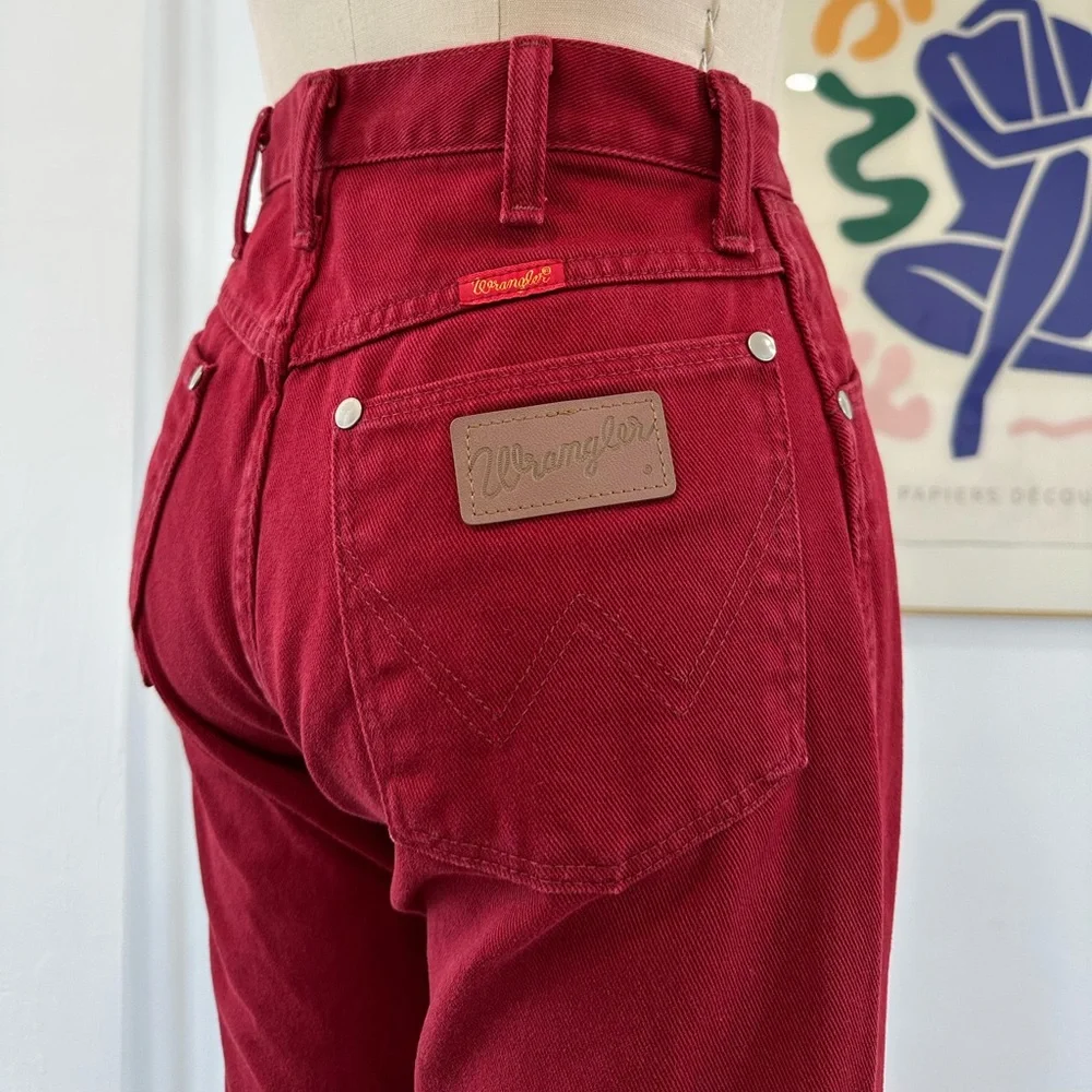 Vintage Wrangler Straight Leg Jeans in Deep Red - Picture 13 of 16